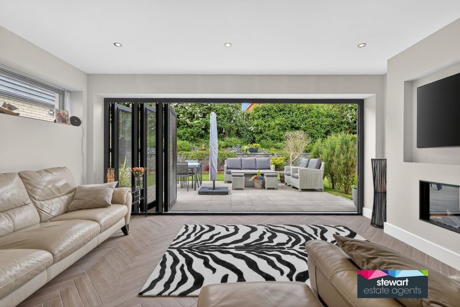 29 Moira Gate