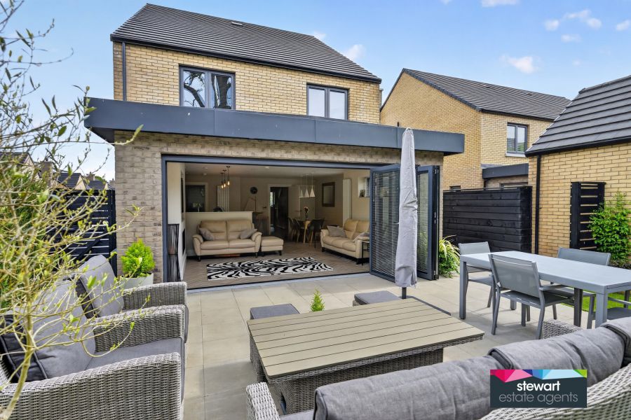 29 Moira Gate