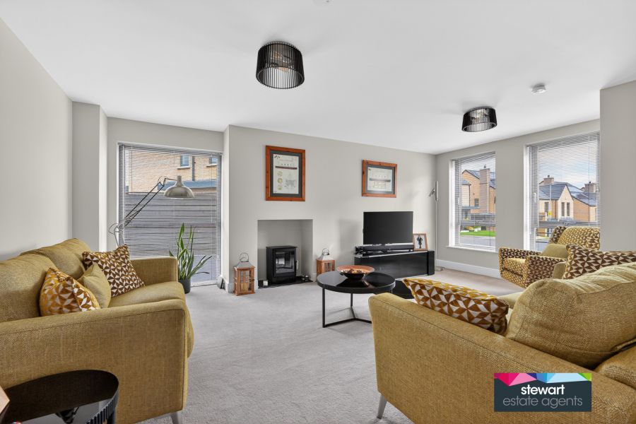 29 Moira Gate