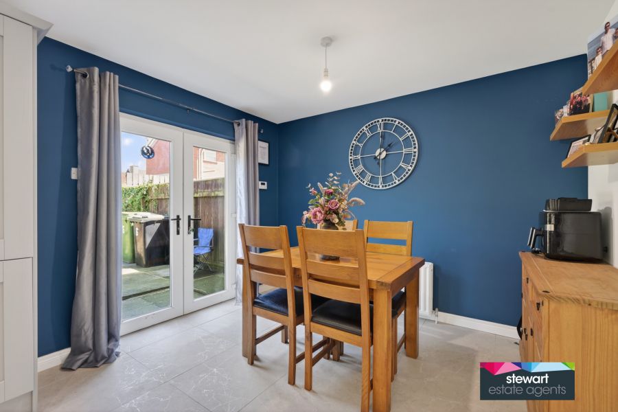 6 Edenview Gardens