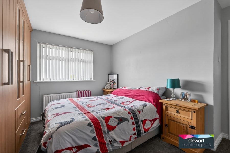 6 Edenview Gardens