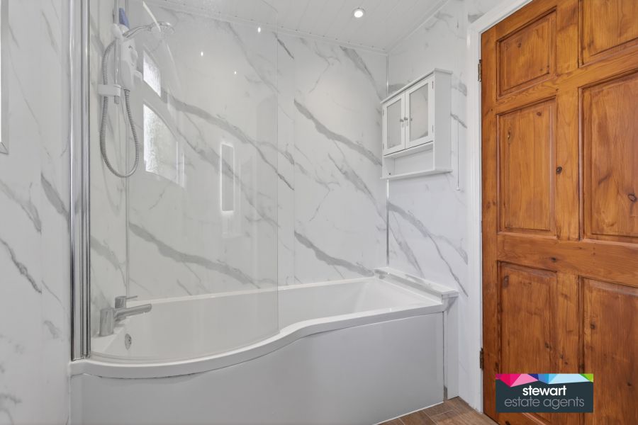 6 Edenview Gardens
