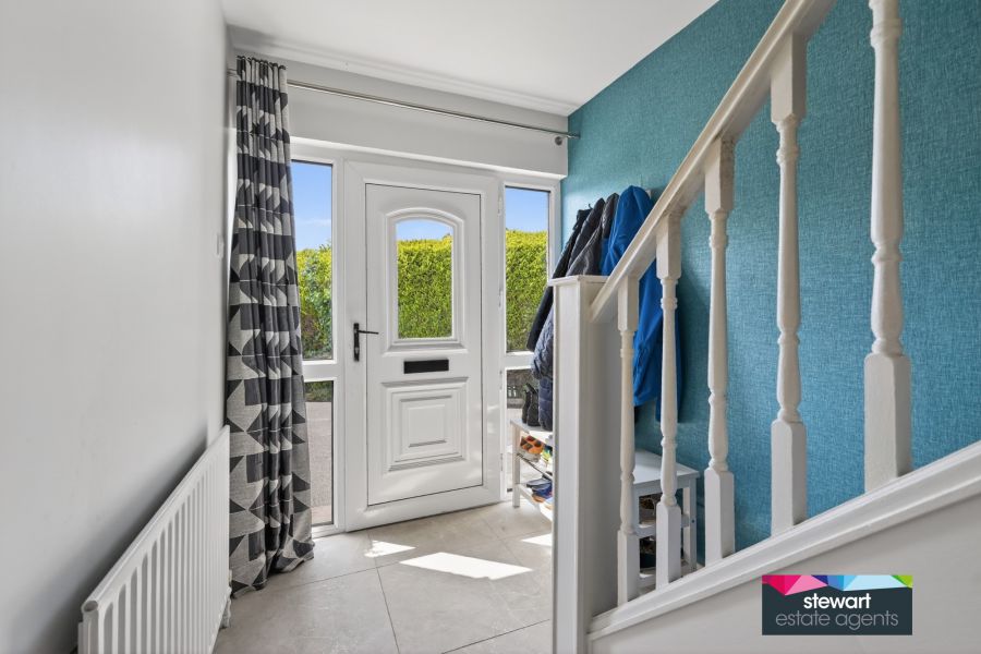 6 Edenview Gardens