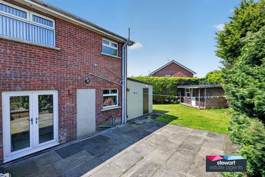 6 Edenview Gardens