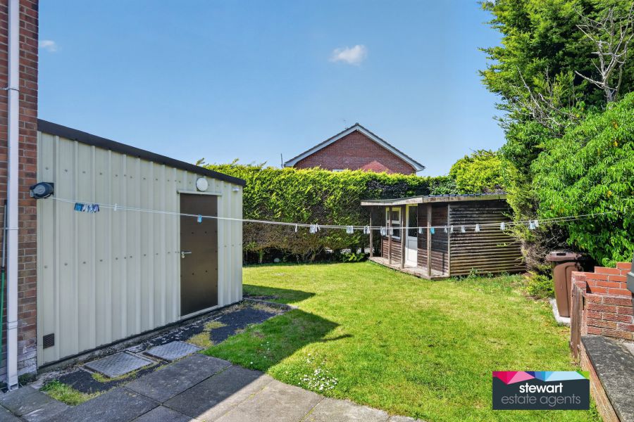 6 Edenview Gardens