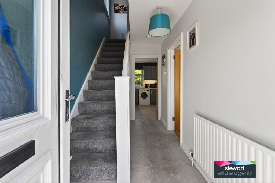 6 Edenview Gardens