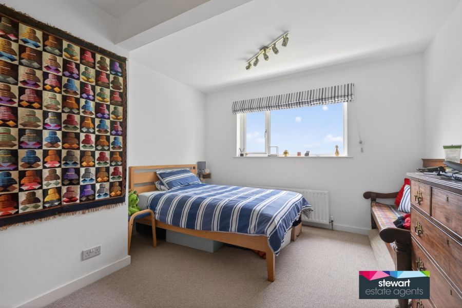 20 Hedingham