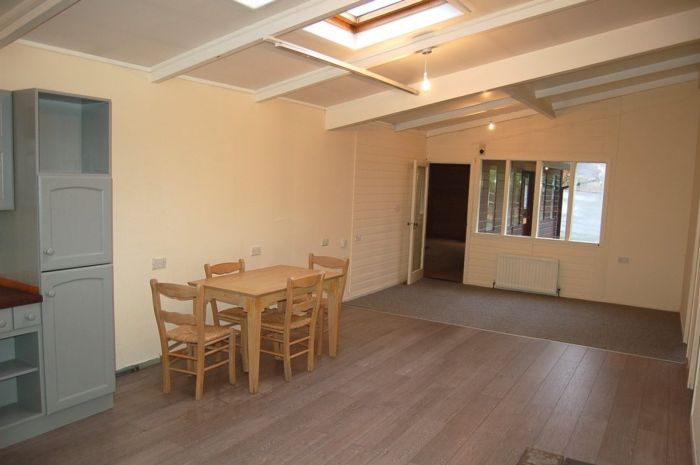 Wood Lodge, 29A Spa Road