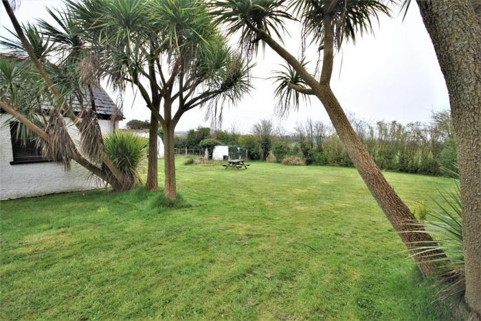 Crooked Cottage, 4 Ballyhemlin Road