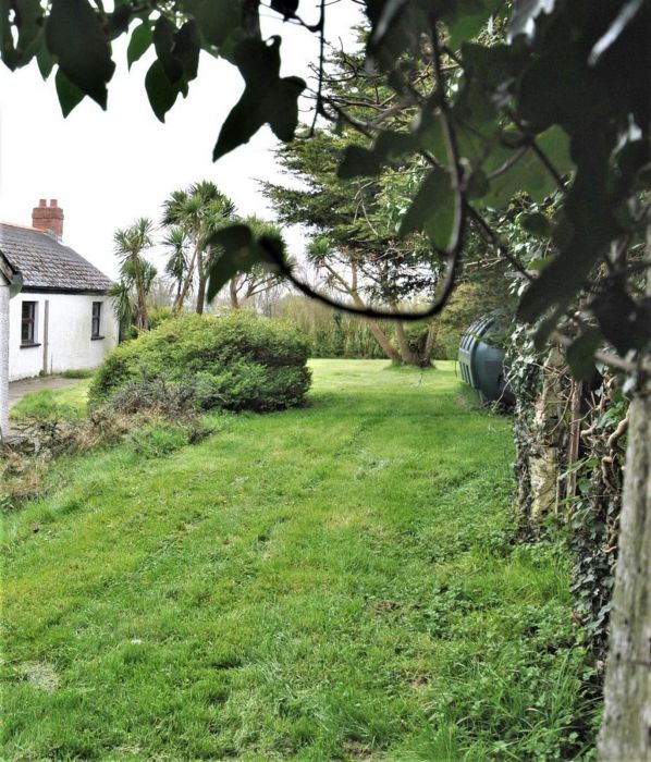 Crooked Cottage, 4 Ballyhemlin Road