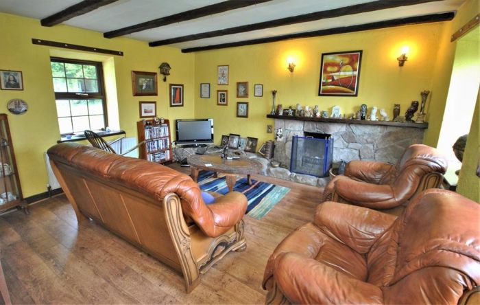 Crooked Cottage, 4 Ballyhemlin Road