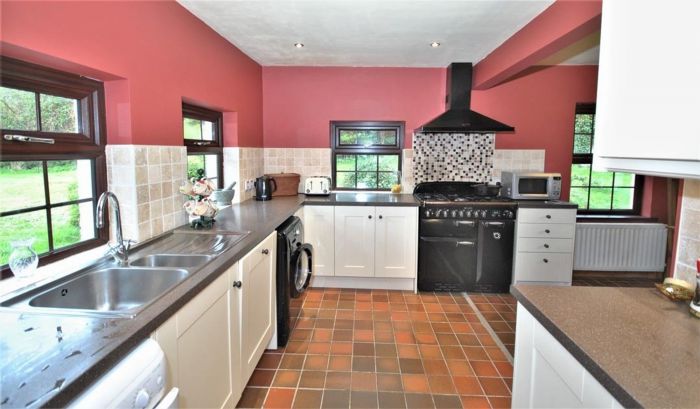 Crooked Cottage, 4 Ballyhemlin Road