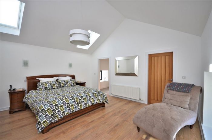 1b Marlfield Road