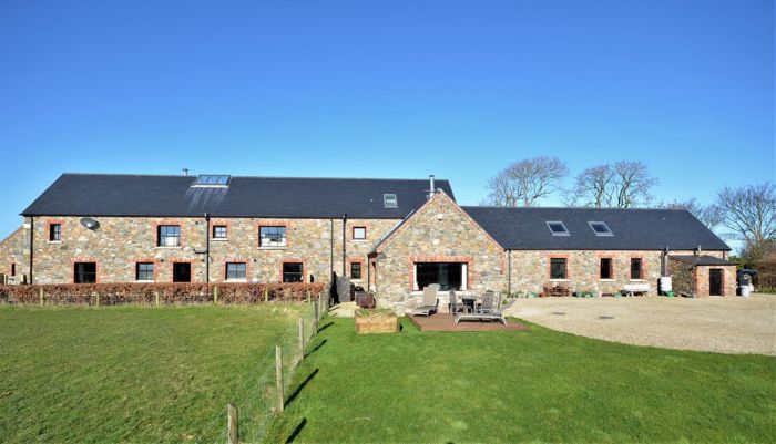 1b Marlfield Road