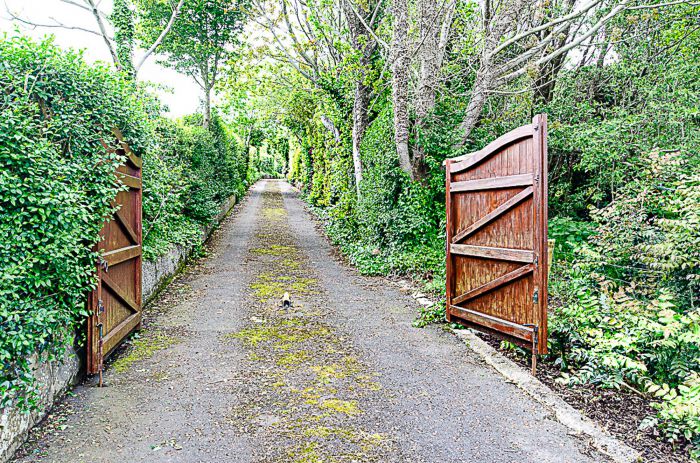 Ballycross House, 48 High Bangor Road