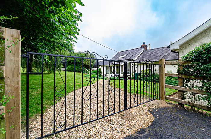 The Long Cottage, 33A Mullaghbrack Road The Long Cottage, 33A Mullaghbrack Road