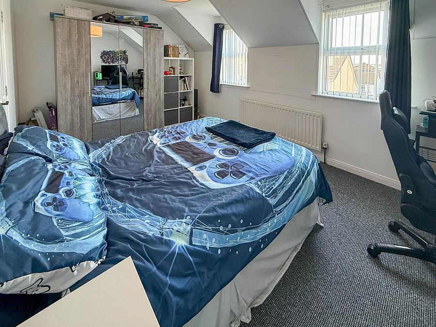 2 Abbey Close