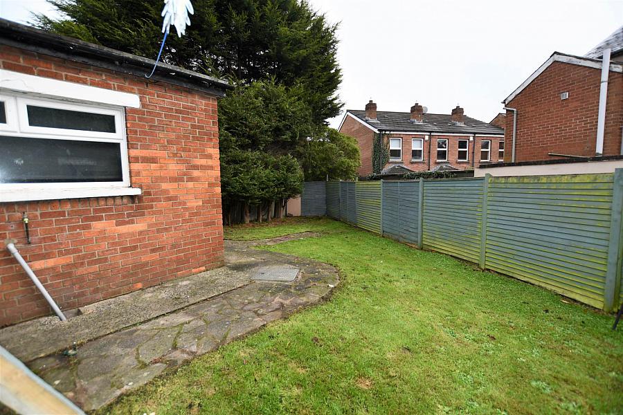 74 Willowfield Gardens