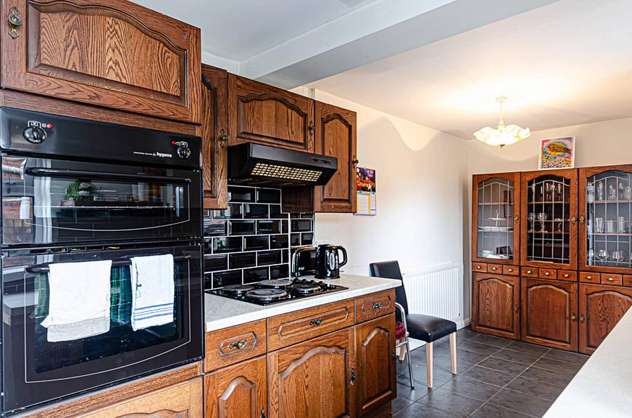 132 Ravenhill Avenue