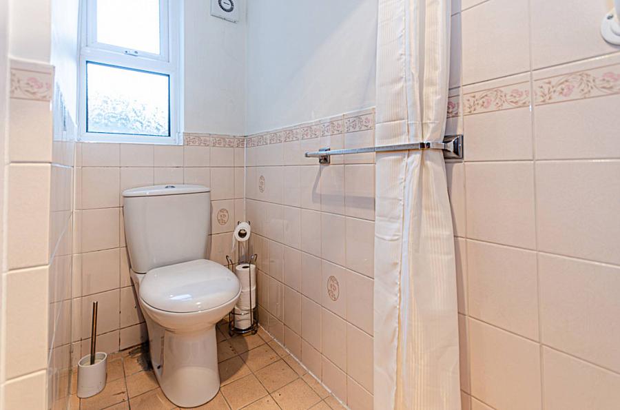 132 Ravenhill Avenue