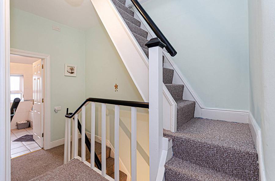 132 Ravenhill Avenue