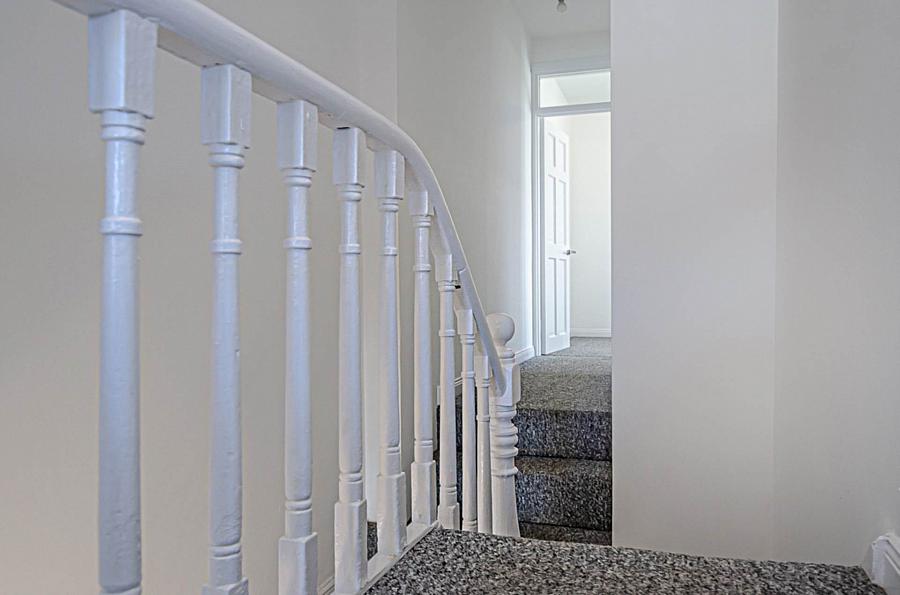 25 Belmont Avenue West