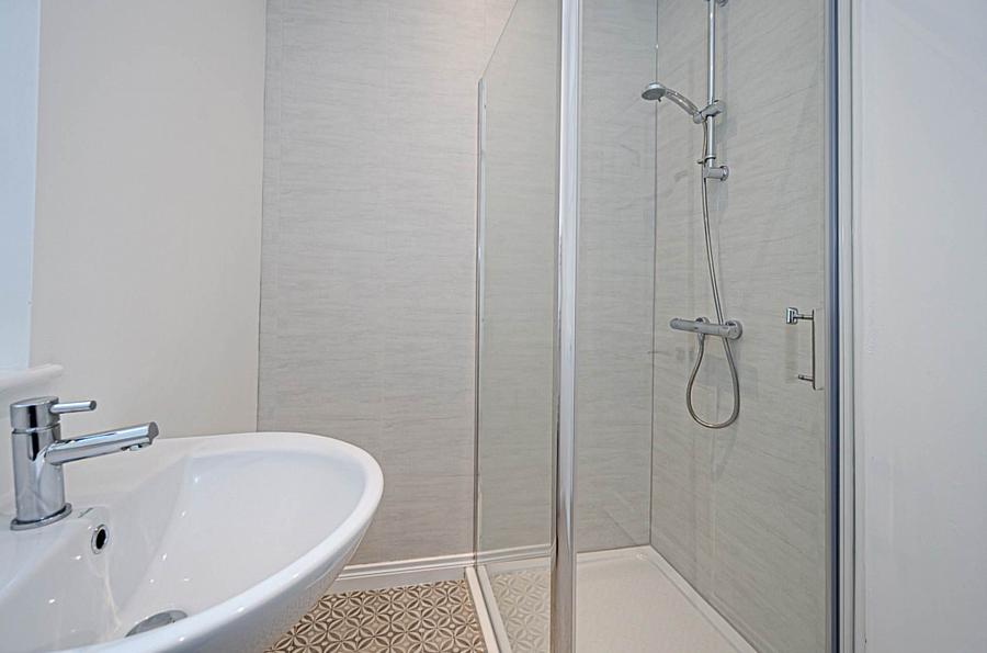 25 Belmont Avenue West