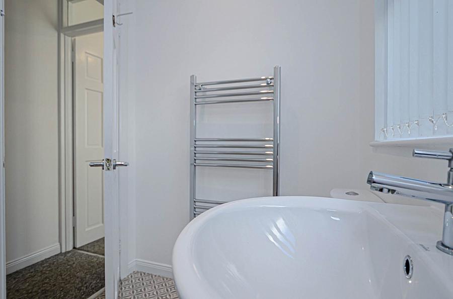 25 Belmont Avenue West