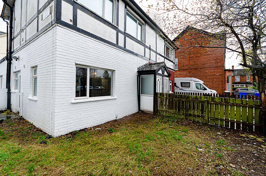 19 Inverary Drive