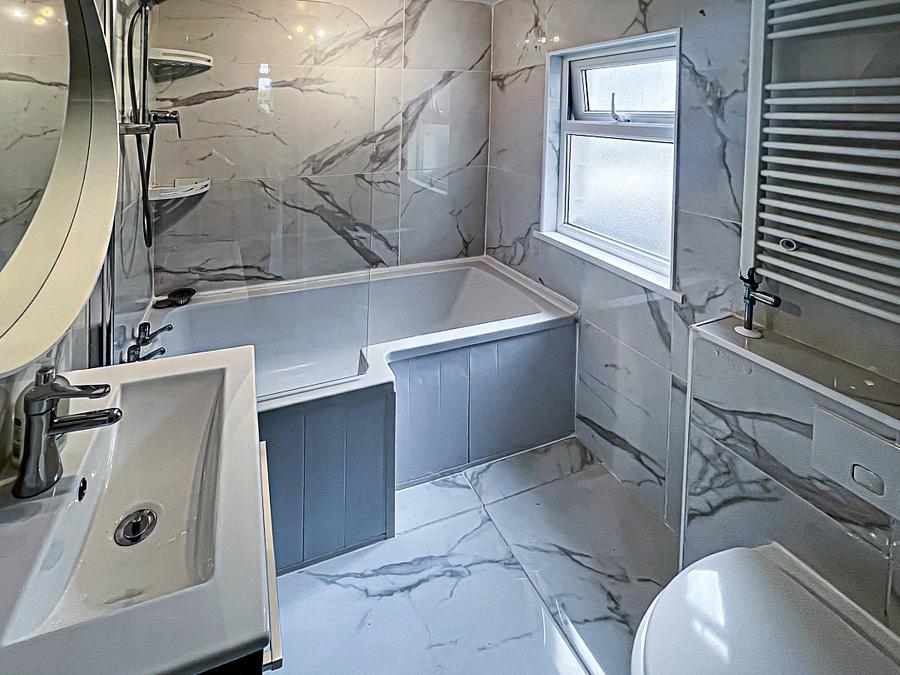 3 Clara Crescent Upper