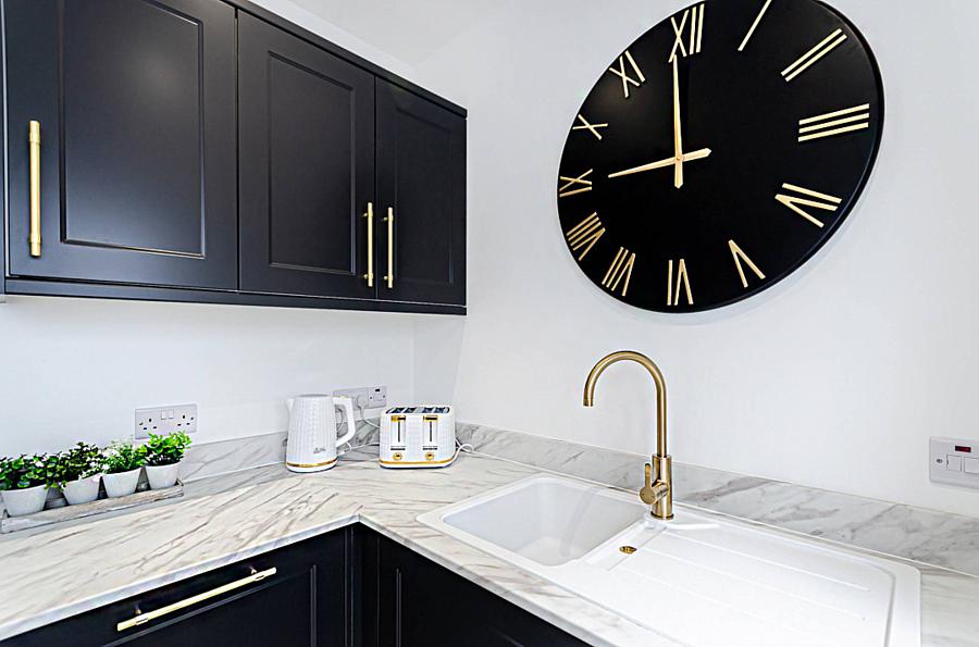 82 Richardson Street