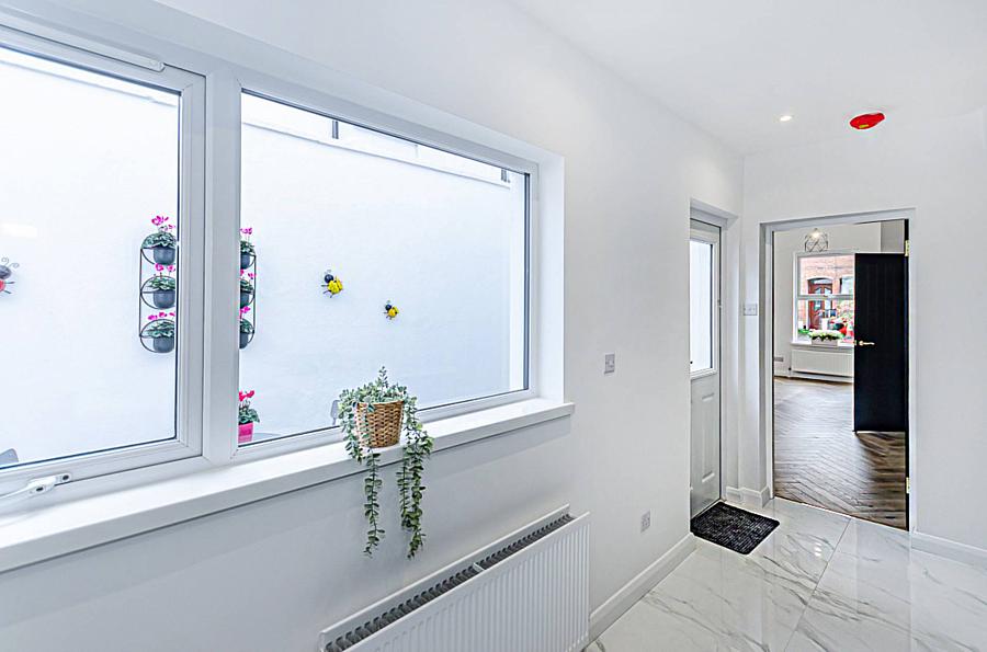 82 Richardson Street