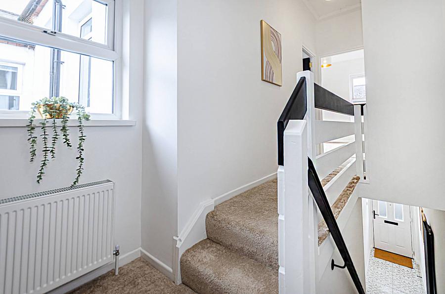 82 Richardson Street