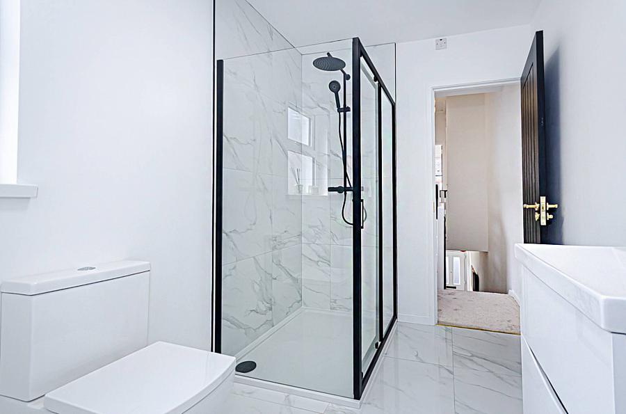 82 Richardson Street