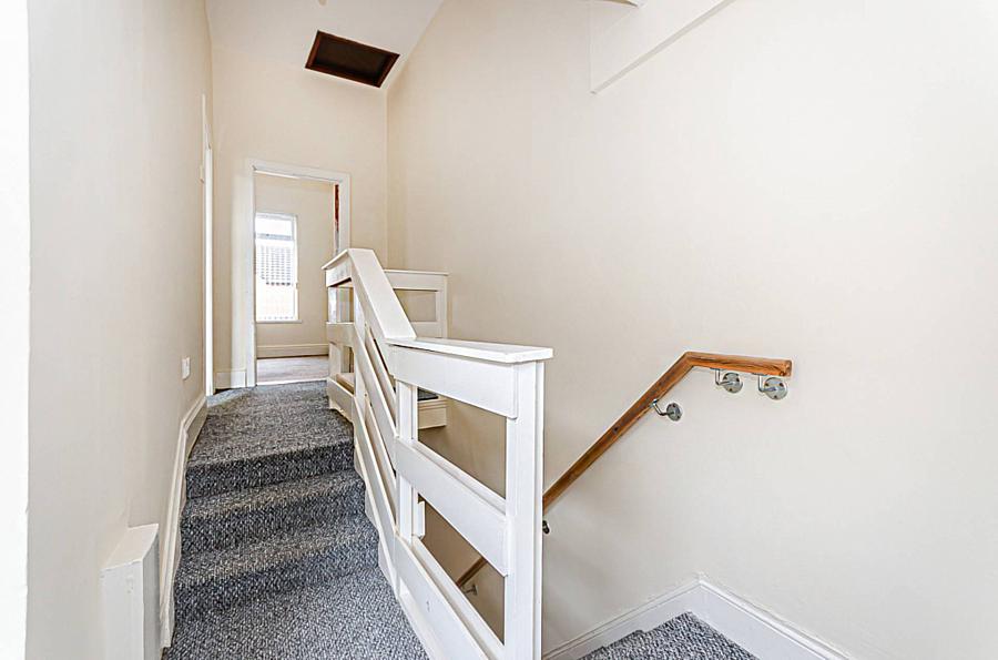 24 Upper Frank Street