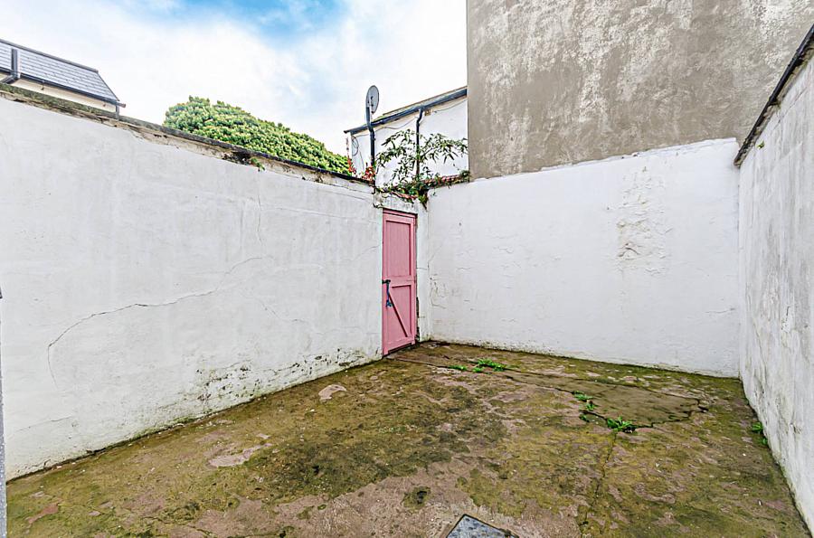 24 Upper Frank Street