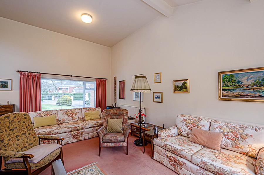 4 Cherryvalley Green