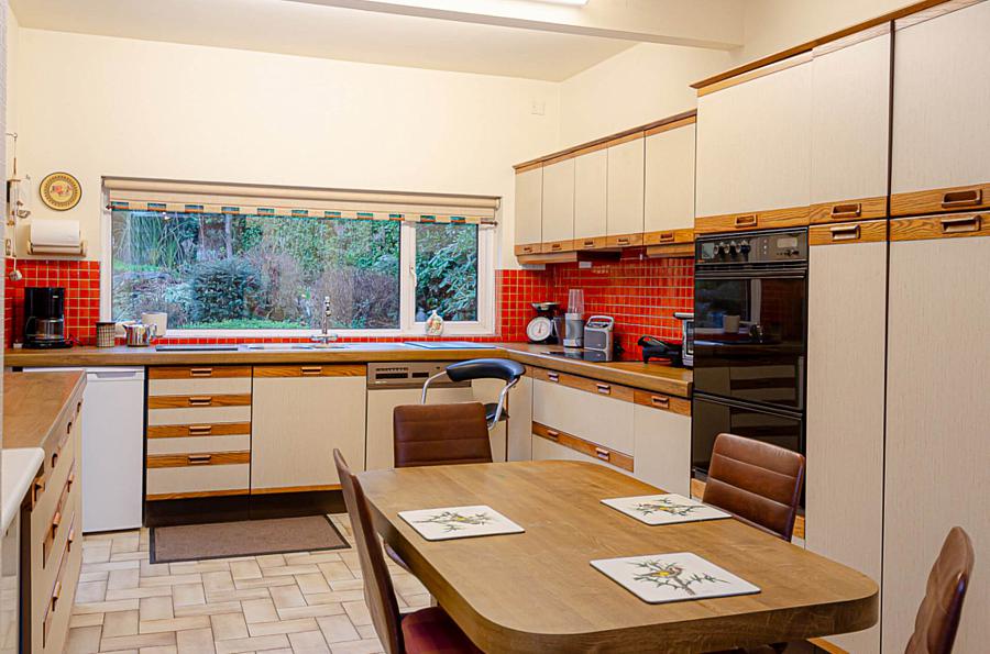 4 Cherryvalley Green