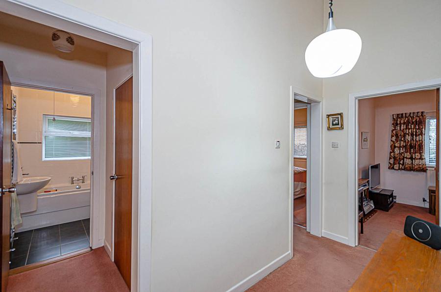 4 Cherryvalley Green