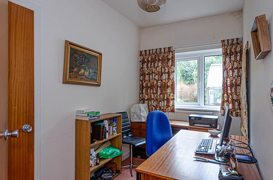 4 Cherryvalley Green