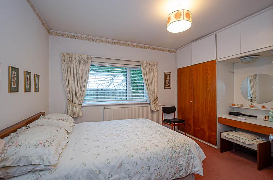 4 Cherryvalley Green