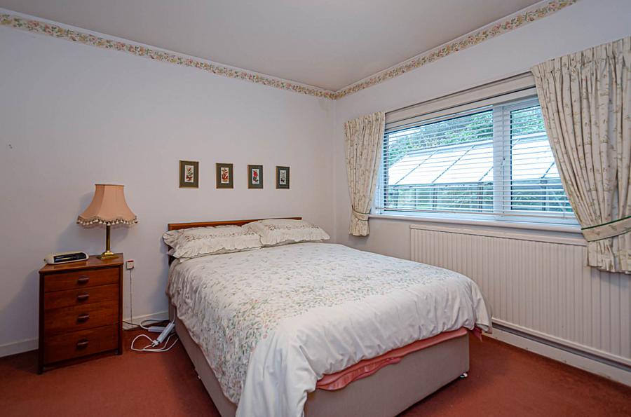 4 Cherryvalley Green