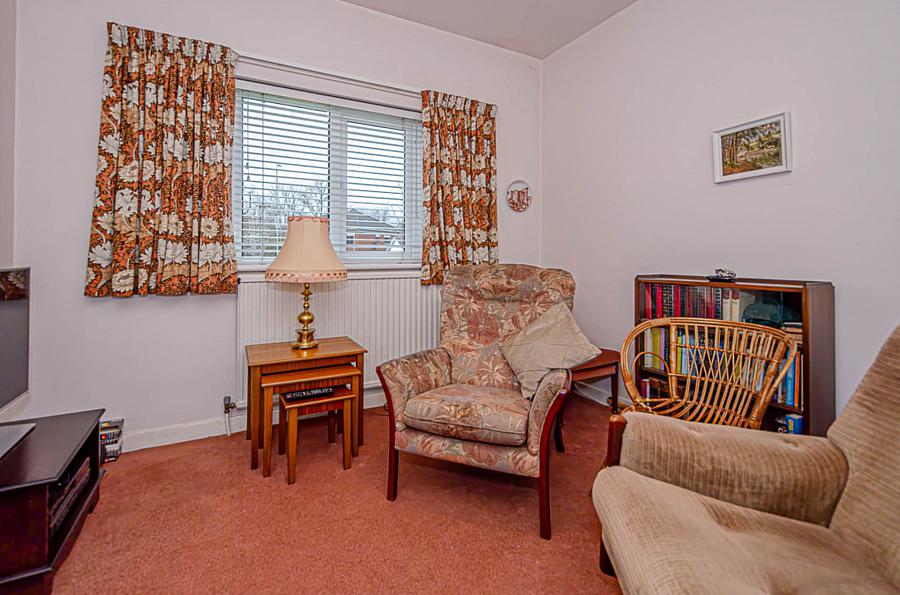 4 Cherryvalley Green