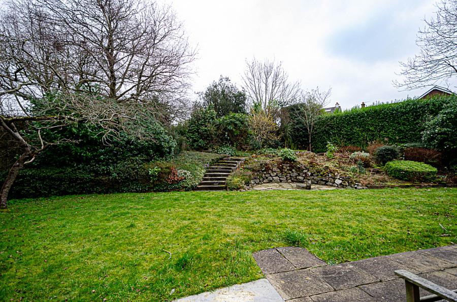 4 Cherryvalley Green