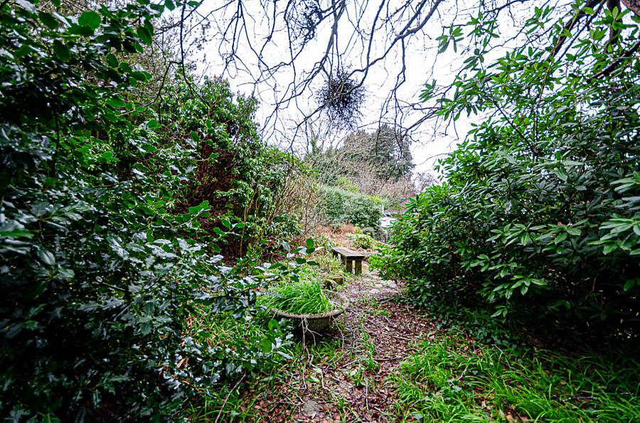 4 Cherryvalley Green