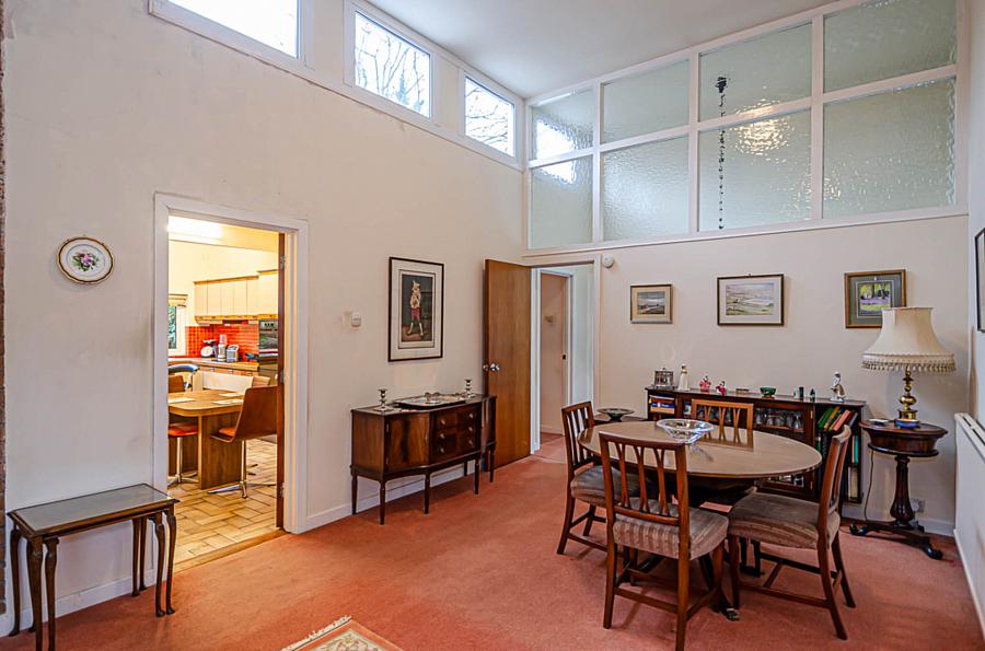 4 Cherryvalley Green