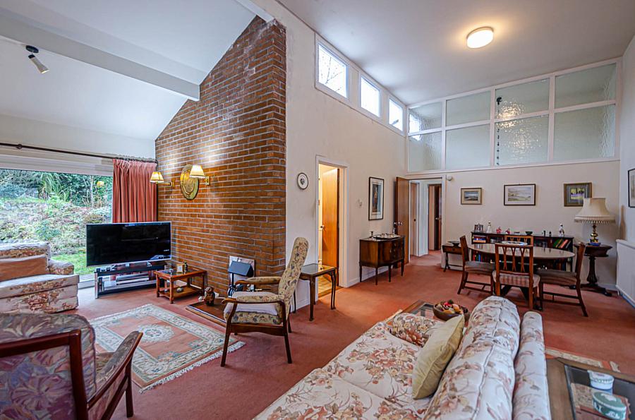 4 Cherryvalley Green