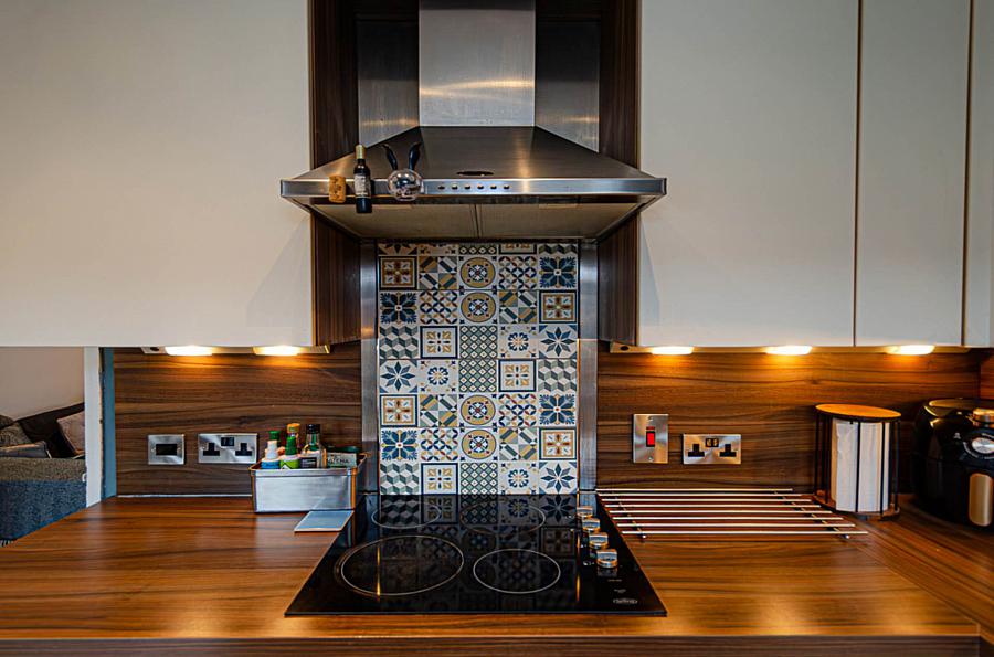 70 Willowfield Gardens