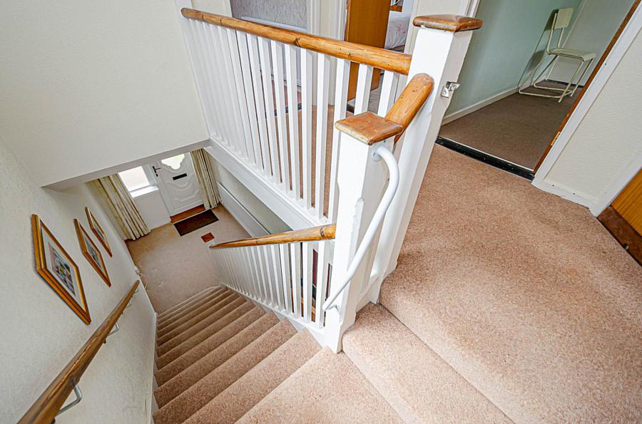 36 Downshire Park East