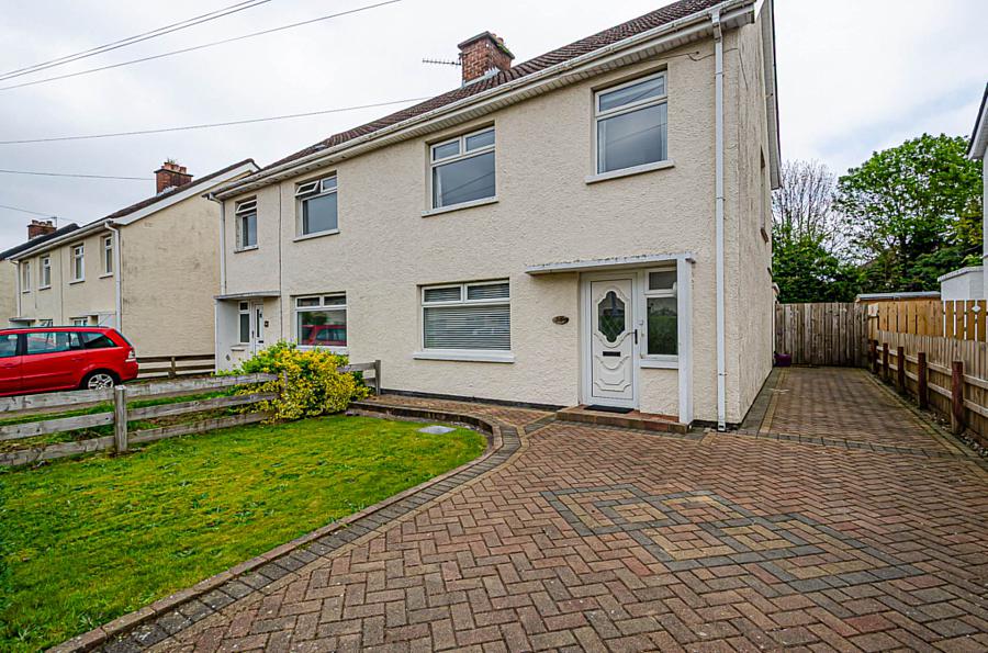 36 Downshire Park East